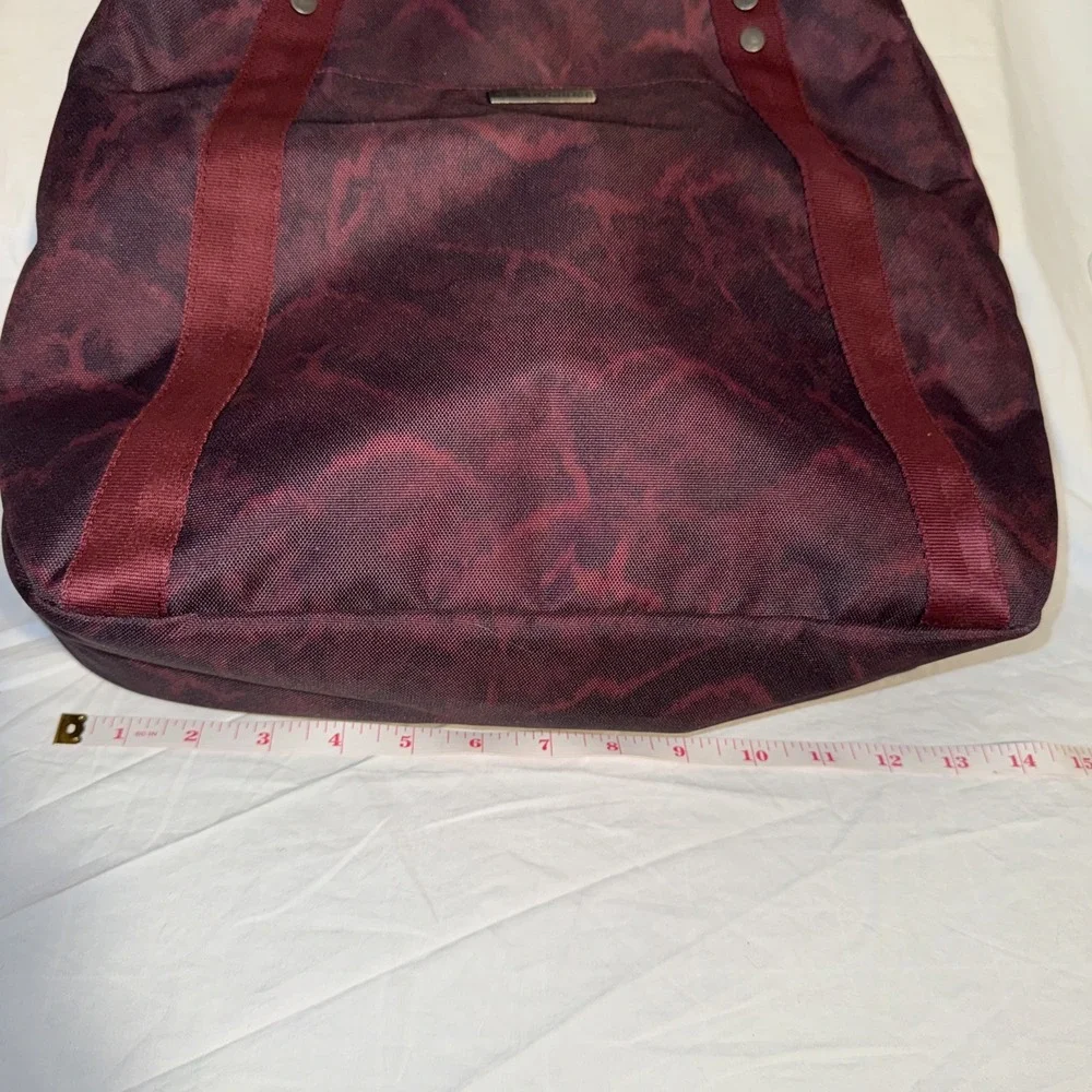 Columbia Womens Easy Out Medium Tote Shoulder Bag Red Nylon Zip Closure Logo